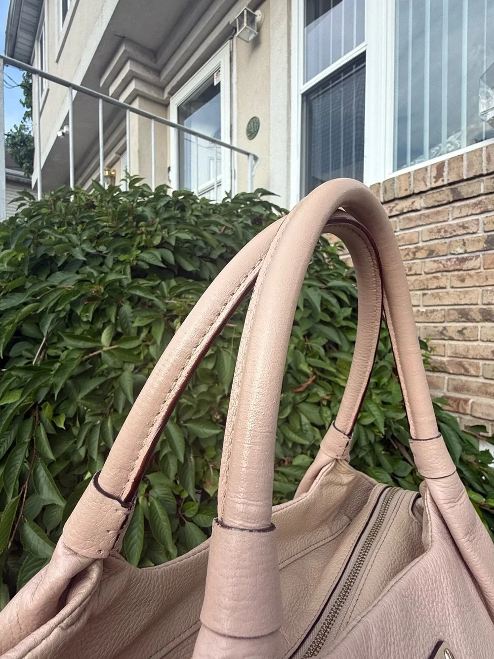 Kate Spade New York Y2K Pebbled Leather Satchel Bag Blush Beige Tote Purse